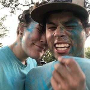 Meet your Posher, Jj